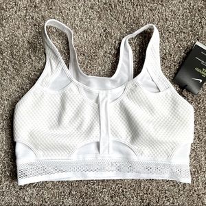 Nike swoosh bra white medium